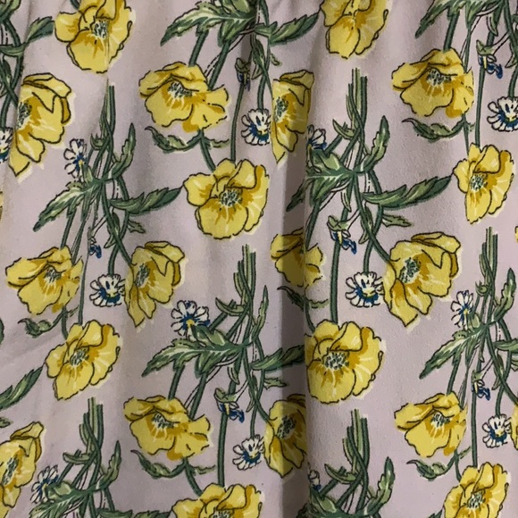 3/4 Sleeve Yellow Flower and Lace Top - Picture 3 of 7